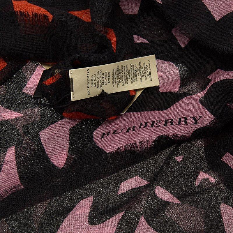 Burberry Maroon & Black Graphic Leaf Print Cashmere and Silk Scarf In Excellent Condition In Dubai, Al Qouz 2