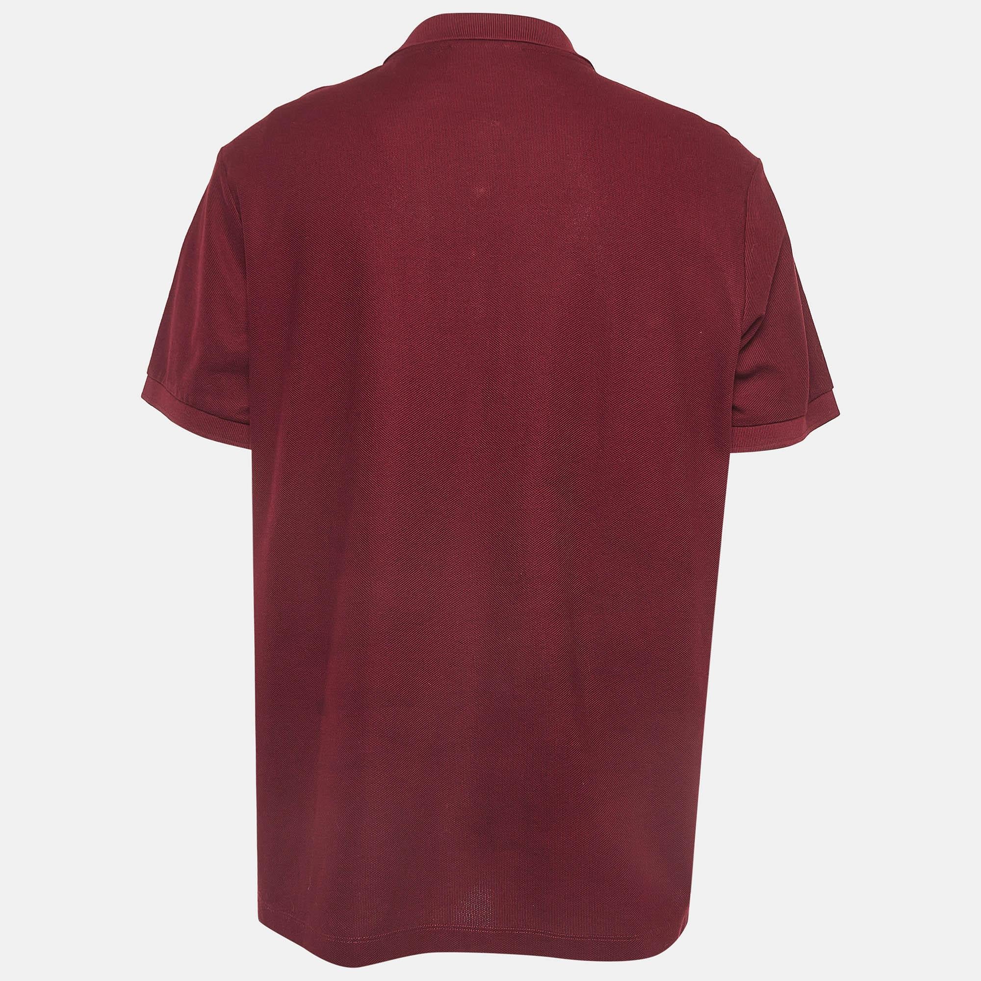 Whether you want to go out on casual outings with friends or just want to lounge around this t shirt is a versatile piece and can be styled in many ways. It has been made using fine fabric.