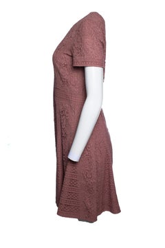 Burberry, Mauve dress in old pink
