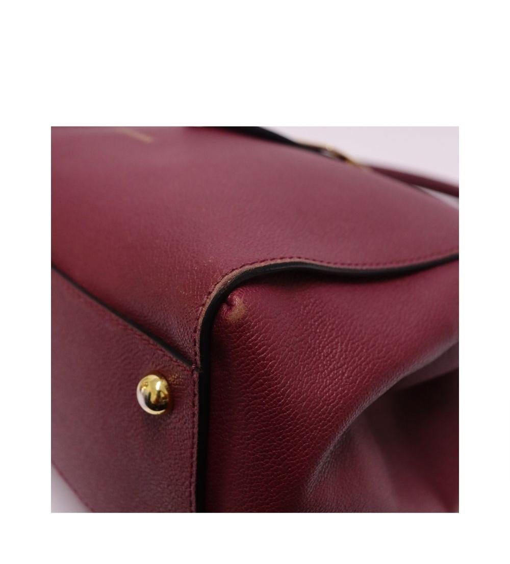 Burberry Medium Maroon Buckle Tote For Sale 2
