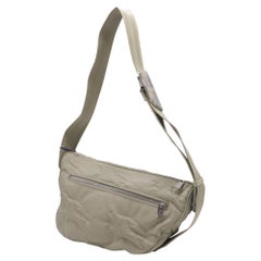 Burberry Medium Shield Shoulder Bag in Green Leather