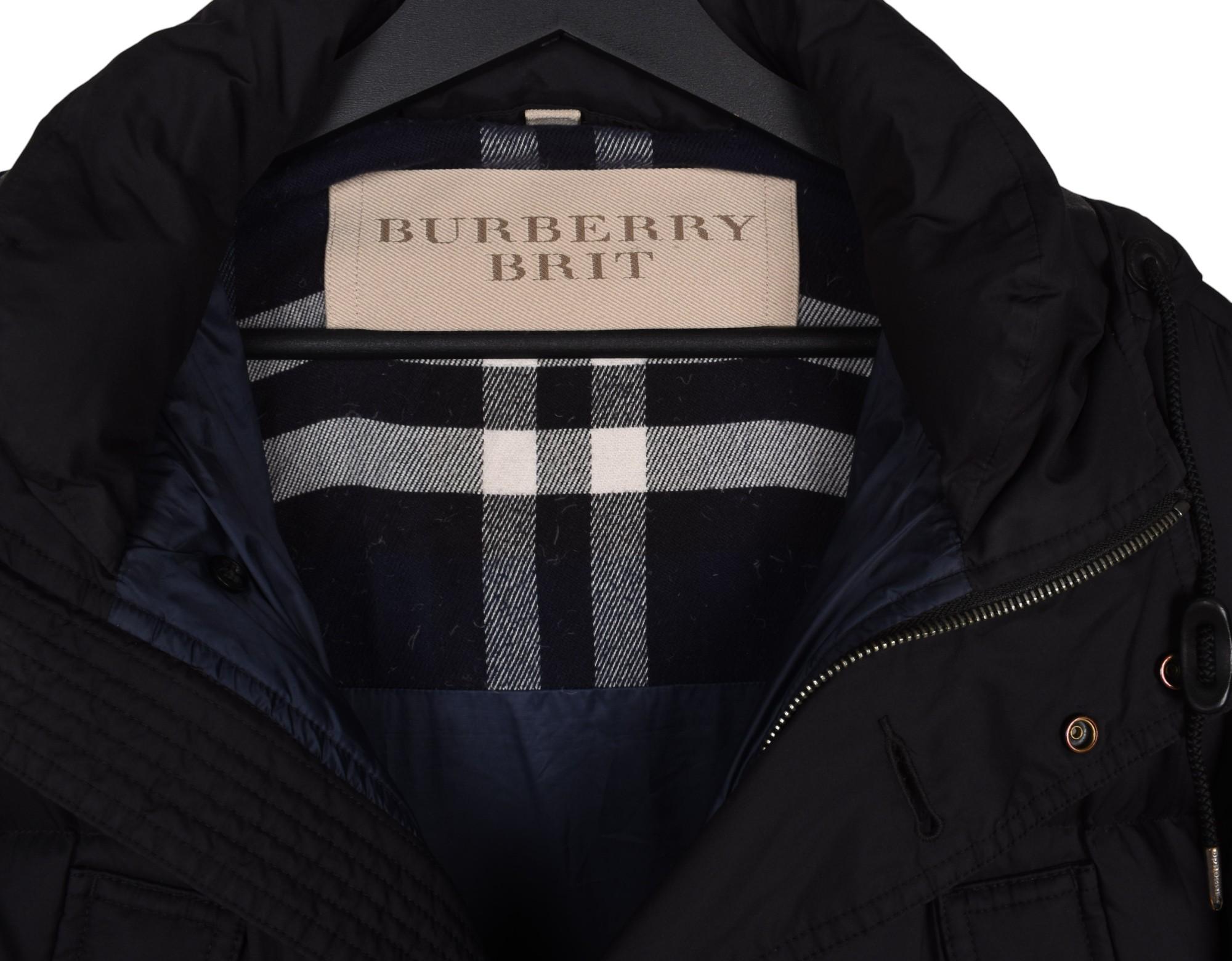 Burberry Herrenmantel Daunenjacke mit Kapuze Größe L, S1548 (Schwarz) im Angebot