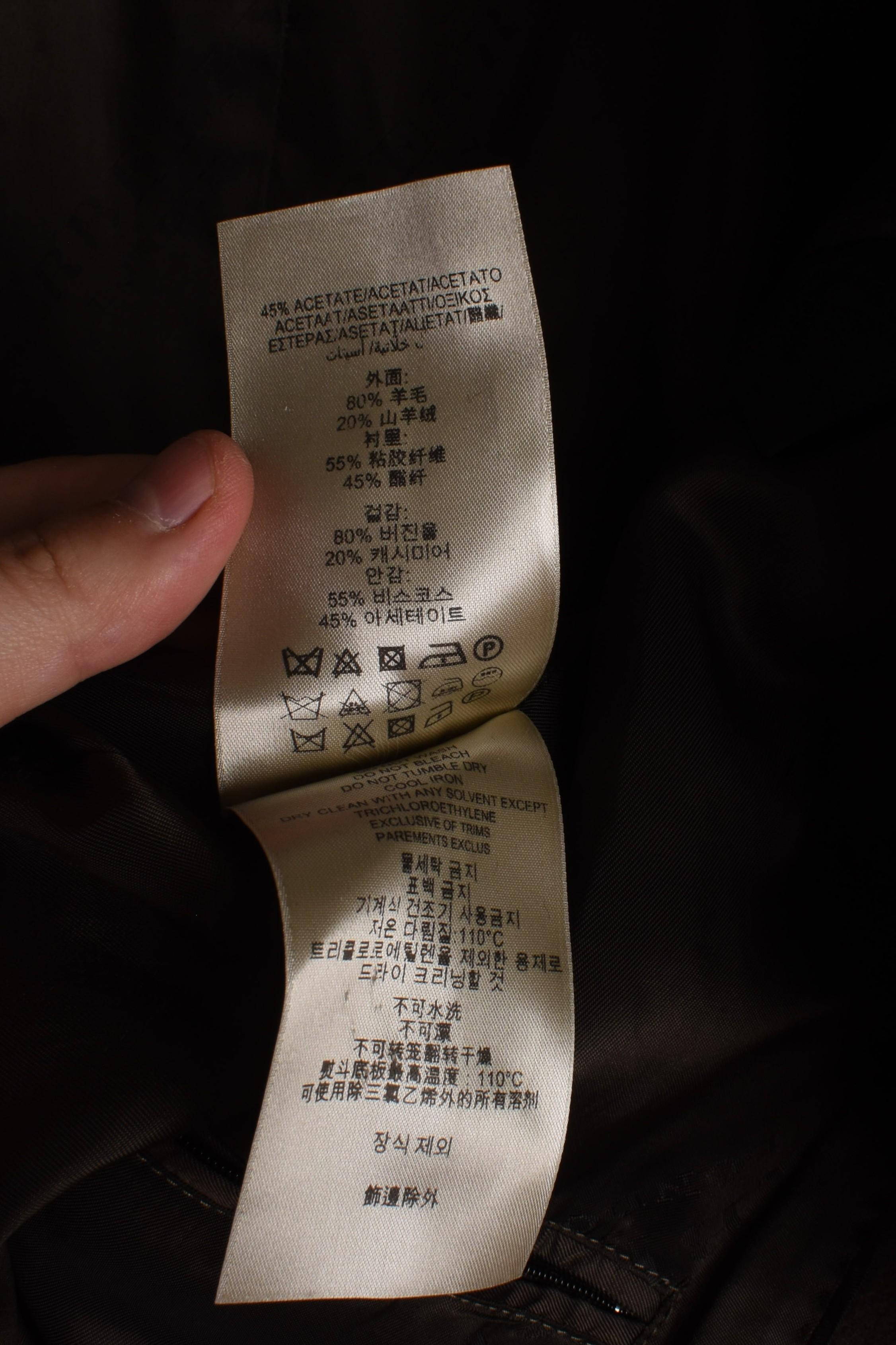 Noir Burberry Hommes Manteau lourd Manteau ceinturé Taille IT50-L, S1603 en vente