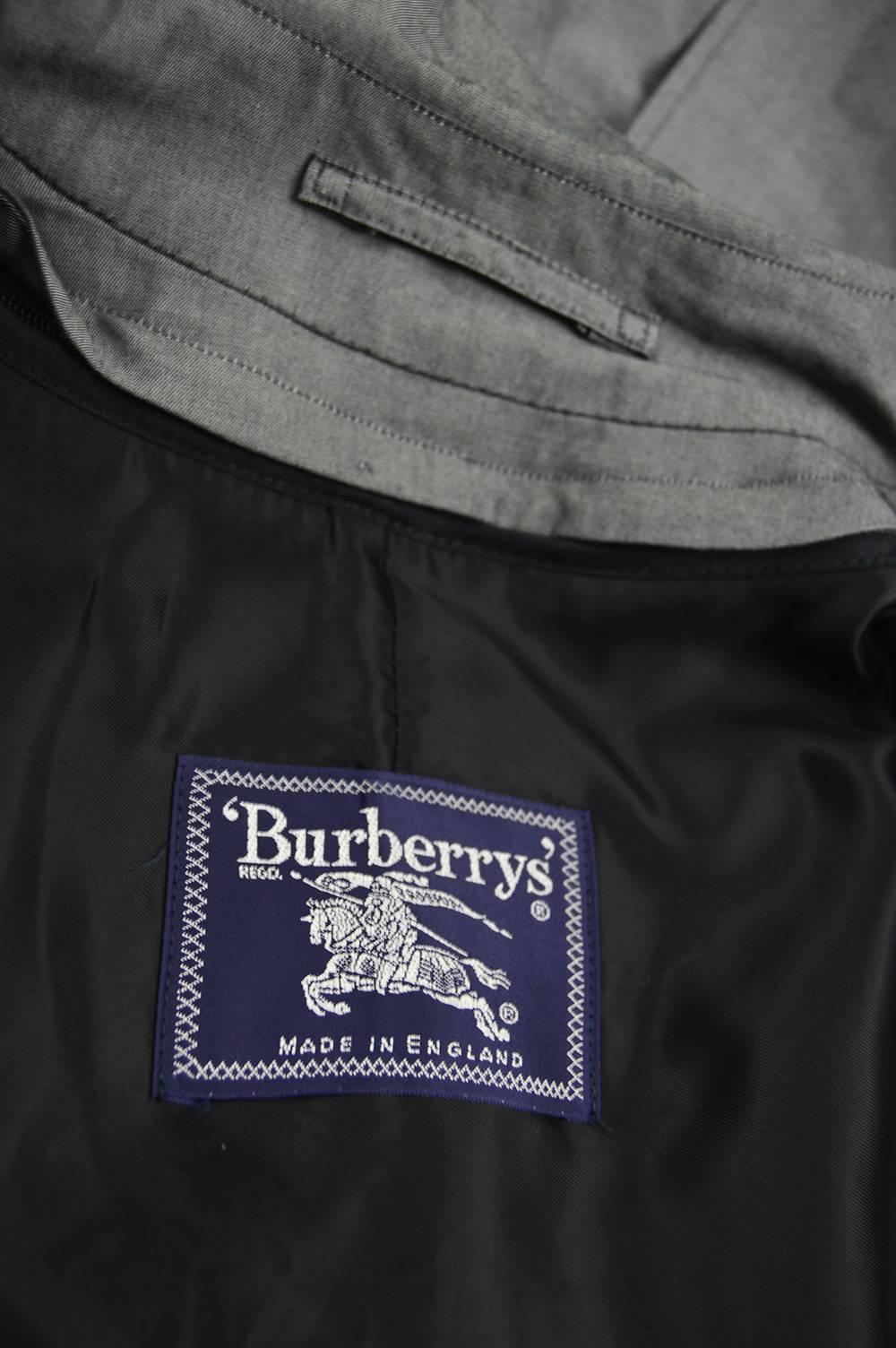 Burberry Men's 100% Cotton Sharkskin Raglan Sleeve Trench Coat, 1980s 4