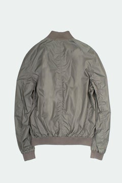 Chaqueta bomber de hombre de Burberry, verde militar, talla M