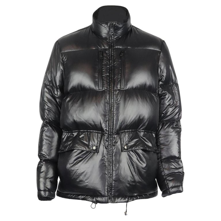 Burberry Men's Quilted Shell Down Jacket Large For Sale at 1stDibs