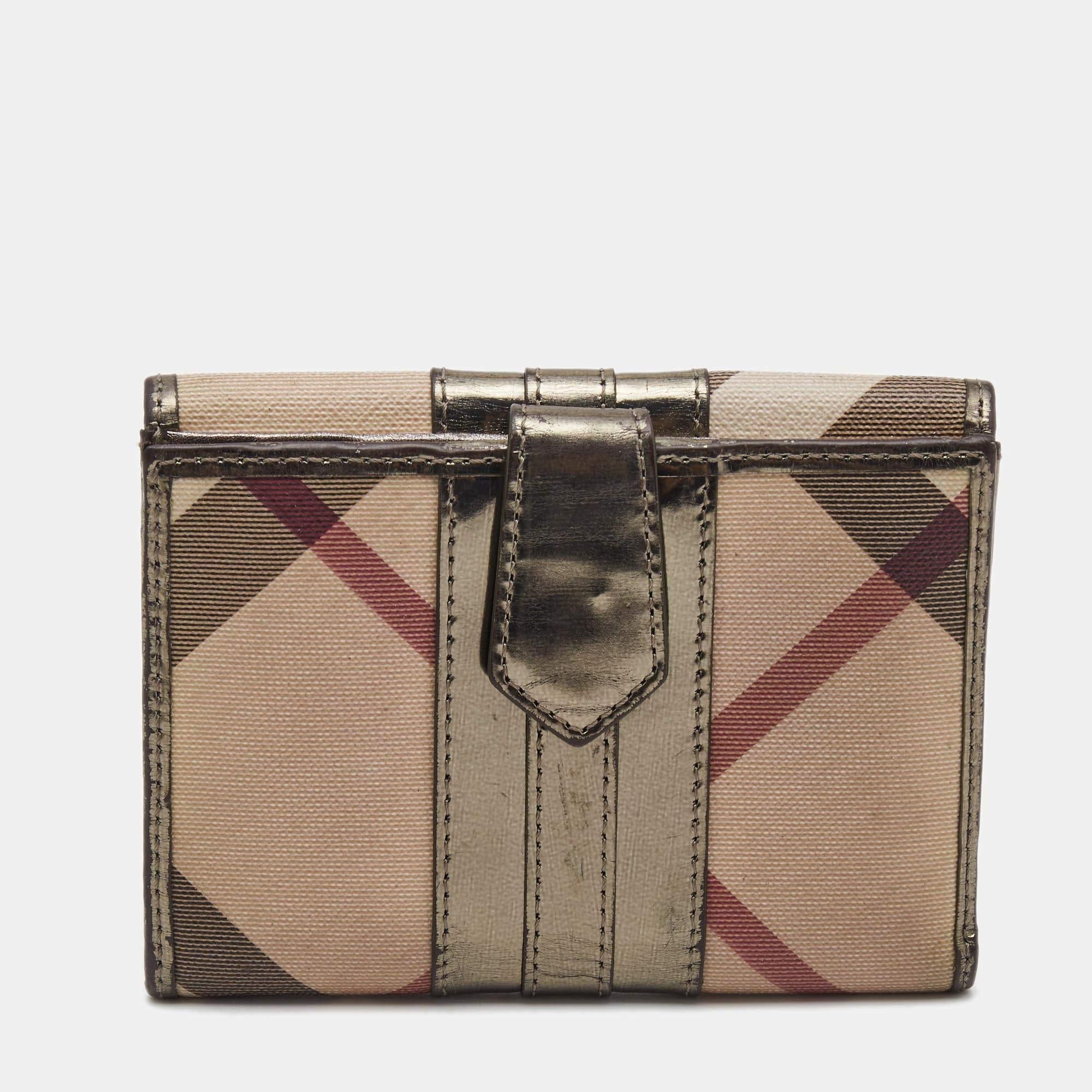 Women's Burberry Metallic/Beige Nova Check PVC and Patent Leather French Wallet For Sale
