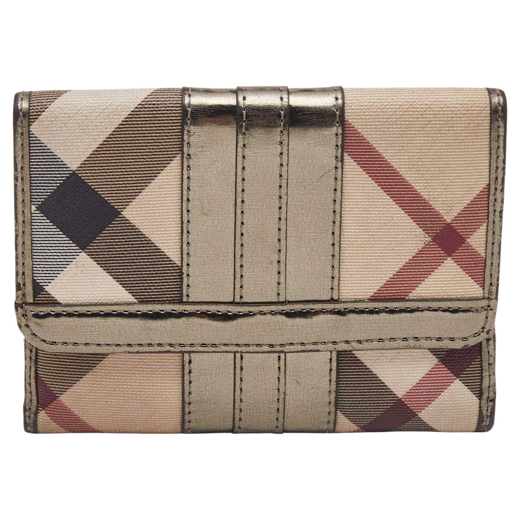Burberry Metallic/Beige Nova Check PVC and Patent Leather French Wallet For Sale