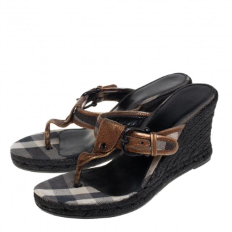 Burberry Metallic Bronze Leather Wedge Espadrille Thong Slide Sandals Size 39 For Sale 1