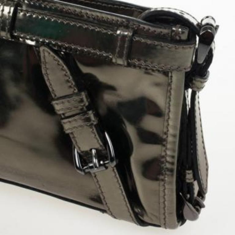 Embrague metálico Burberry en venta 1