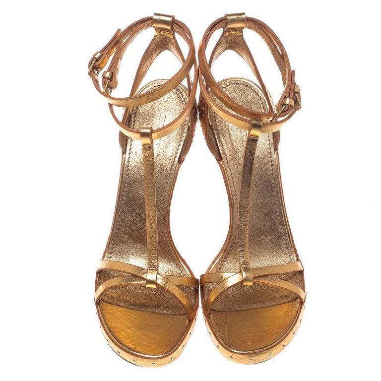 Burberry Metallic Gold Leather Hans T Strap Sandals Size 39 For Sale at ...