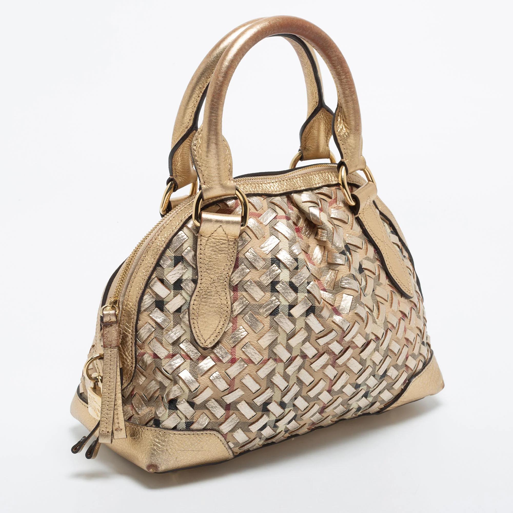 Burberry Metallic Gold Woven Haymarket Check Small Thornley Bag In Excellent Condition For Sale In Montreal, Quebec