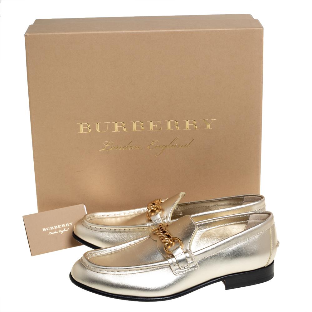 Burberry Metallic Light Gold Solway Chain Detail Slip On Loafers Size 37.5 2