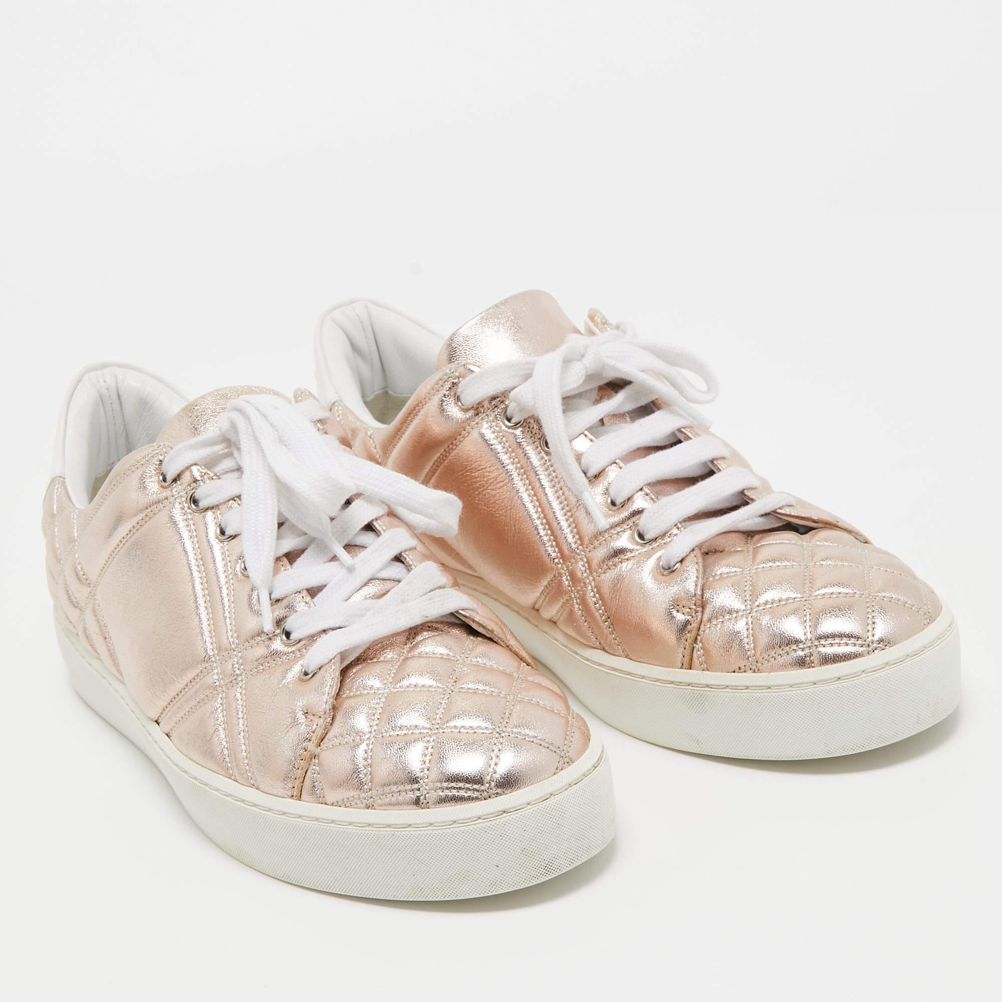 Burberry Metallic Pink Quilted Leather Westford Low Top Sneakers Size 39 4