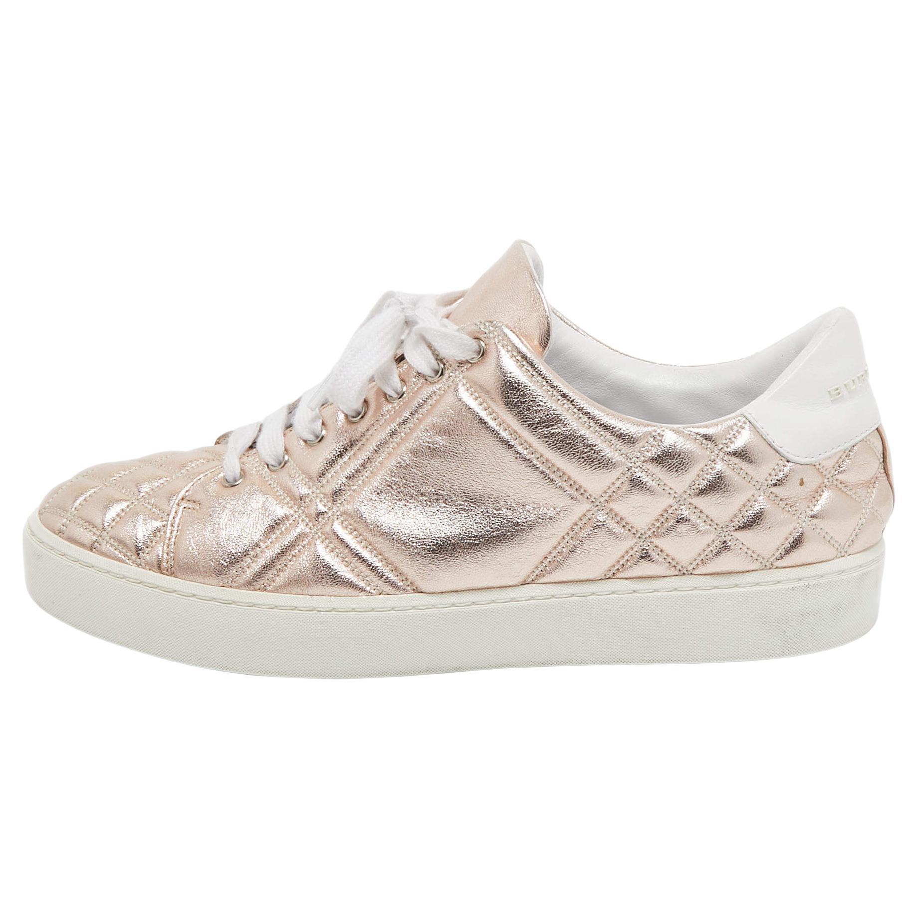 Burberry Metallic Pink Quilted Leather Westford Low Top Sneakers Size 39 For Sale
