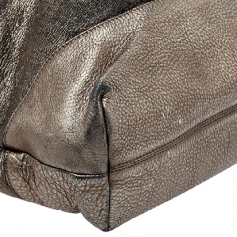 Burberry Metallic Silver Leather Large Hobo For Sale 3