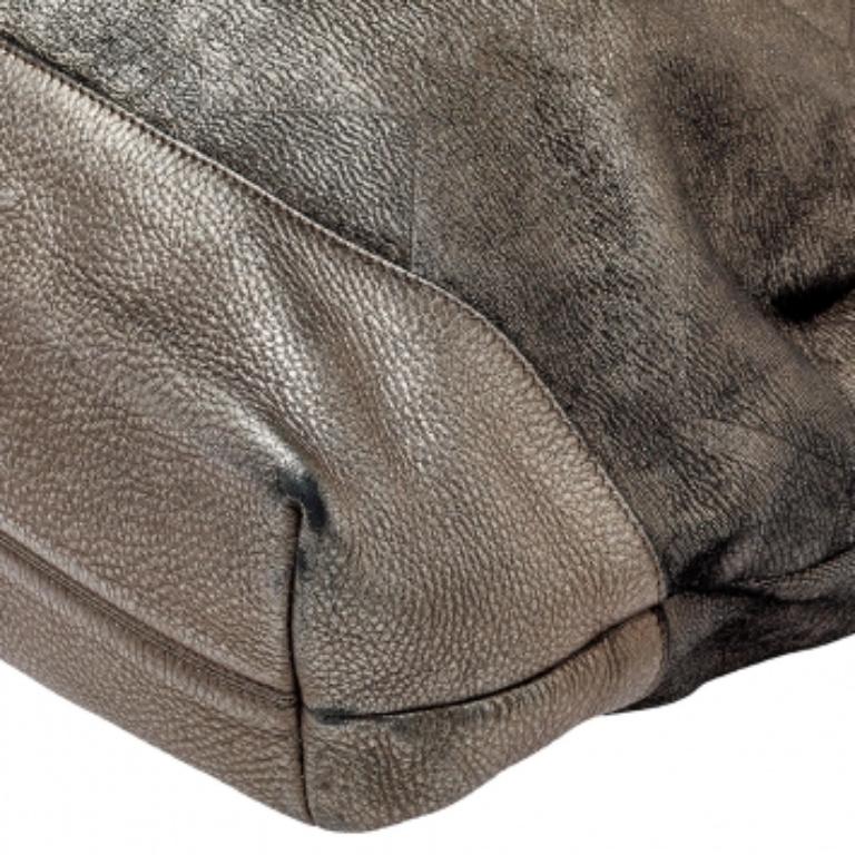 Burberry Metallic Silver Leather Large Hobo For Sale 4