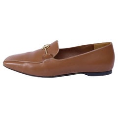 Burberry Loafers aus Leder mit Monogramm-Motiv aus Leder, Größe EU 38