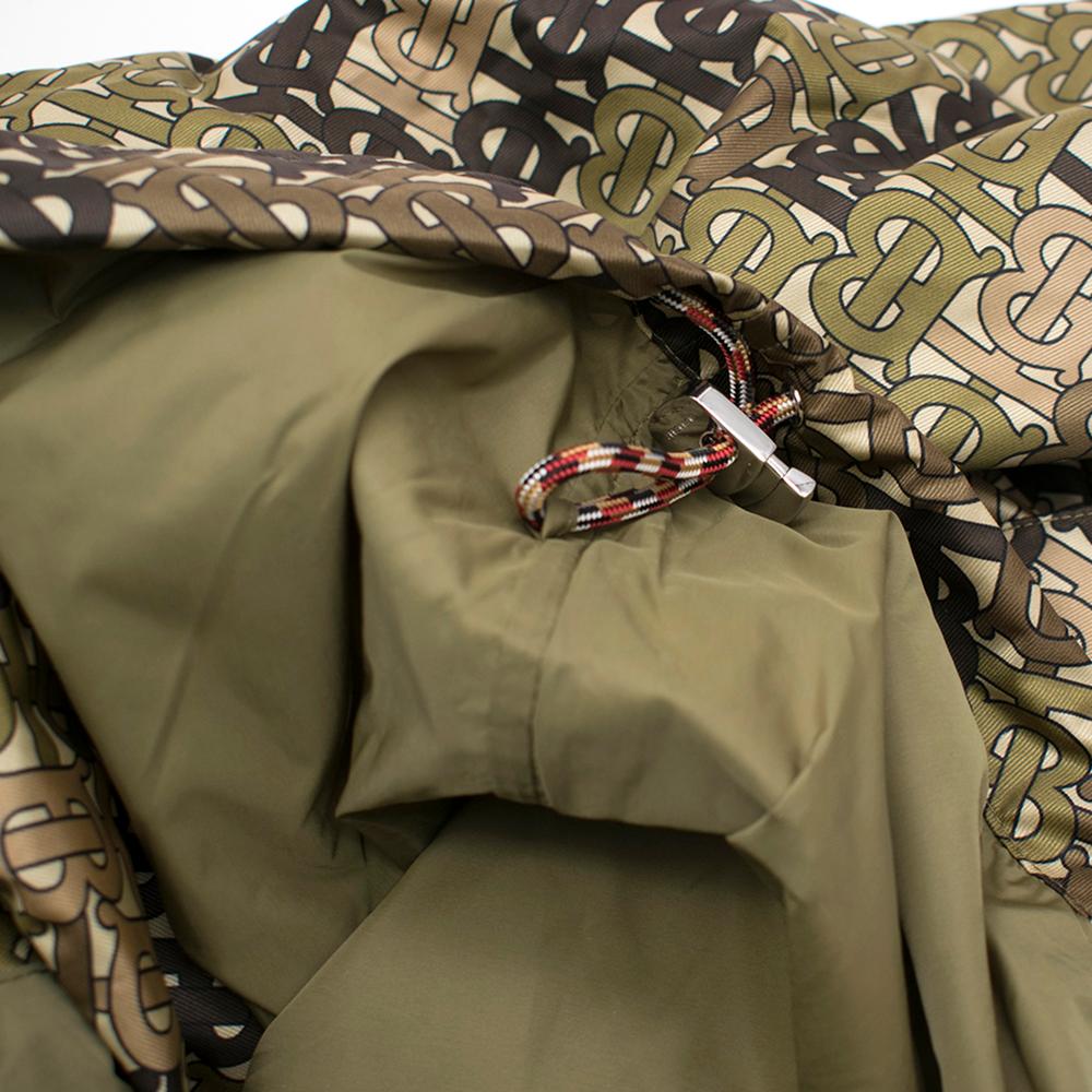  Burberry Monogram Print Nylon Hooded Jacket in Khaki Green EU 48 In Excellent Condition In London, GB