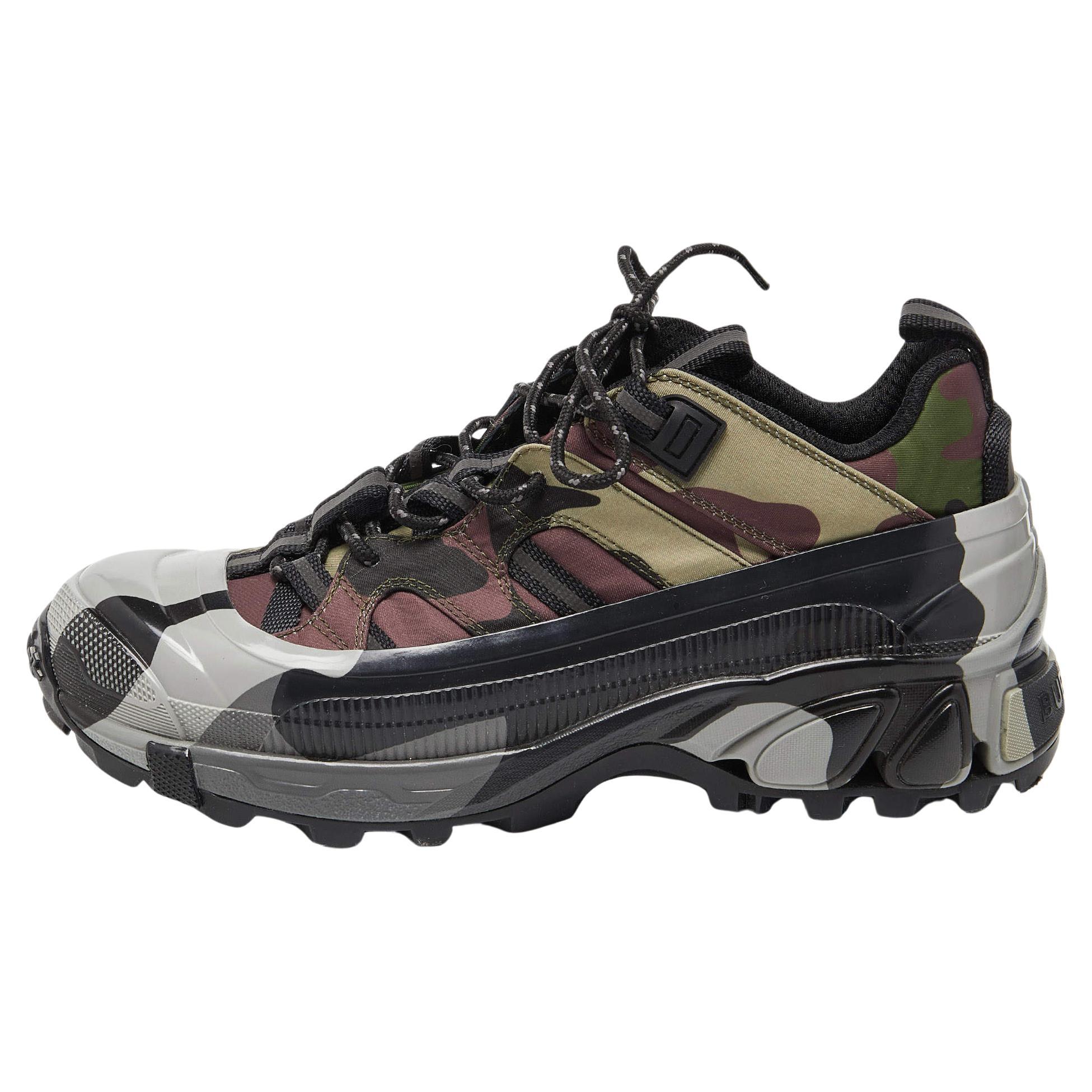 Burberry Multicolor Camouflage Print Nylon Arthur Low-Top Sneakers Size 40 For Sale
