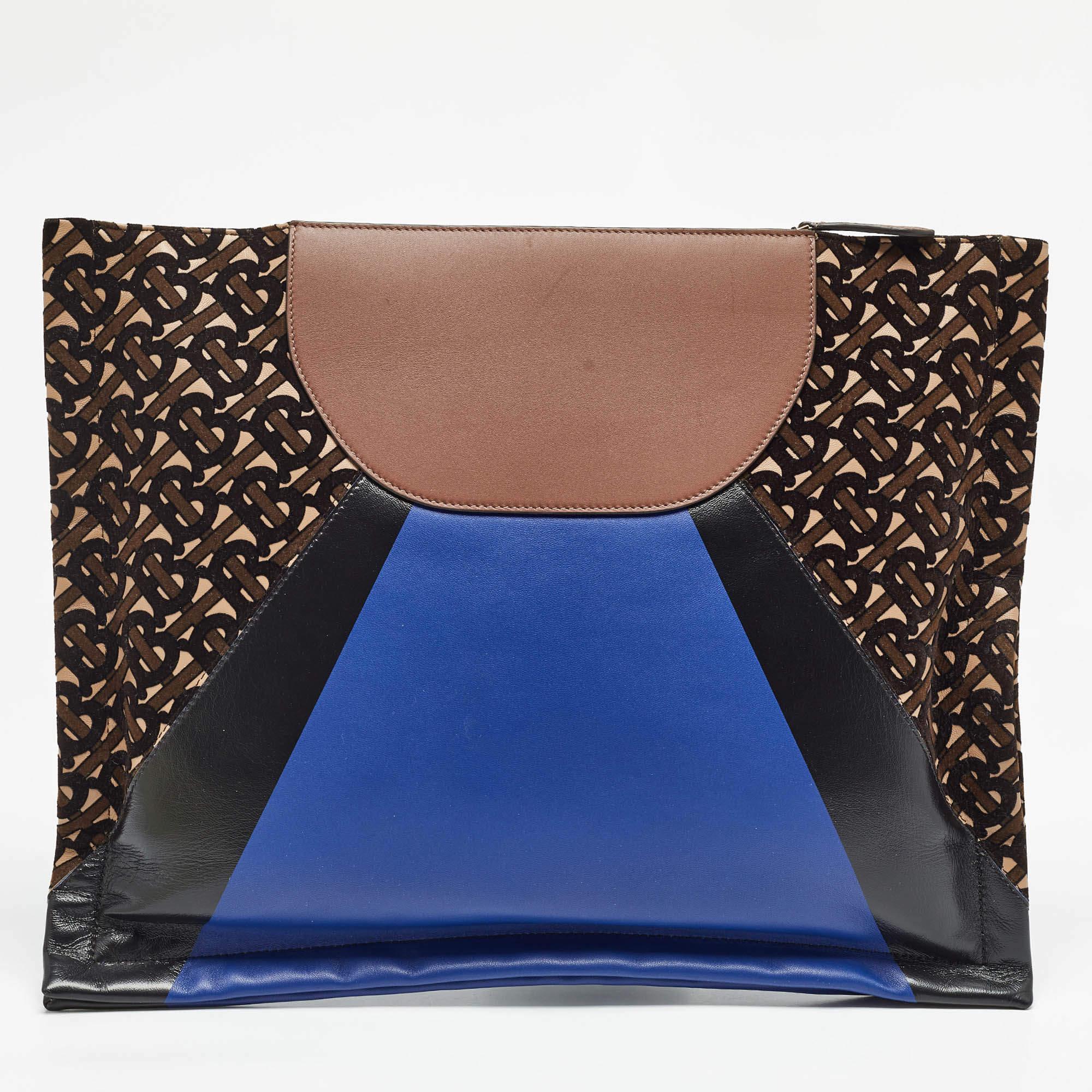 Burberry Multicolor Leather and Velvet Olympia Scarf Oversized Clutch In New Condition In Dubai, Al Qouz 2