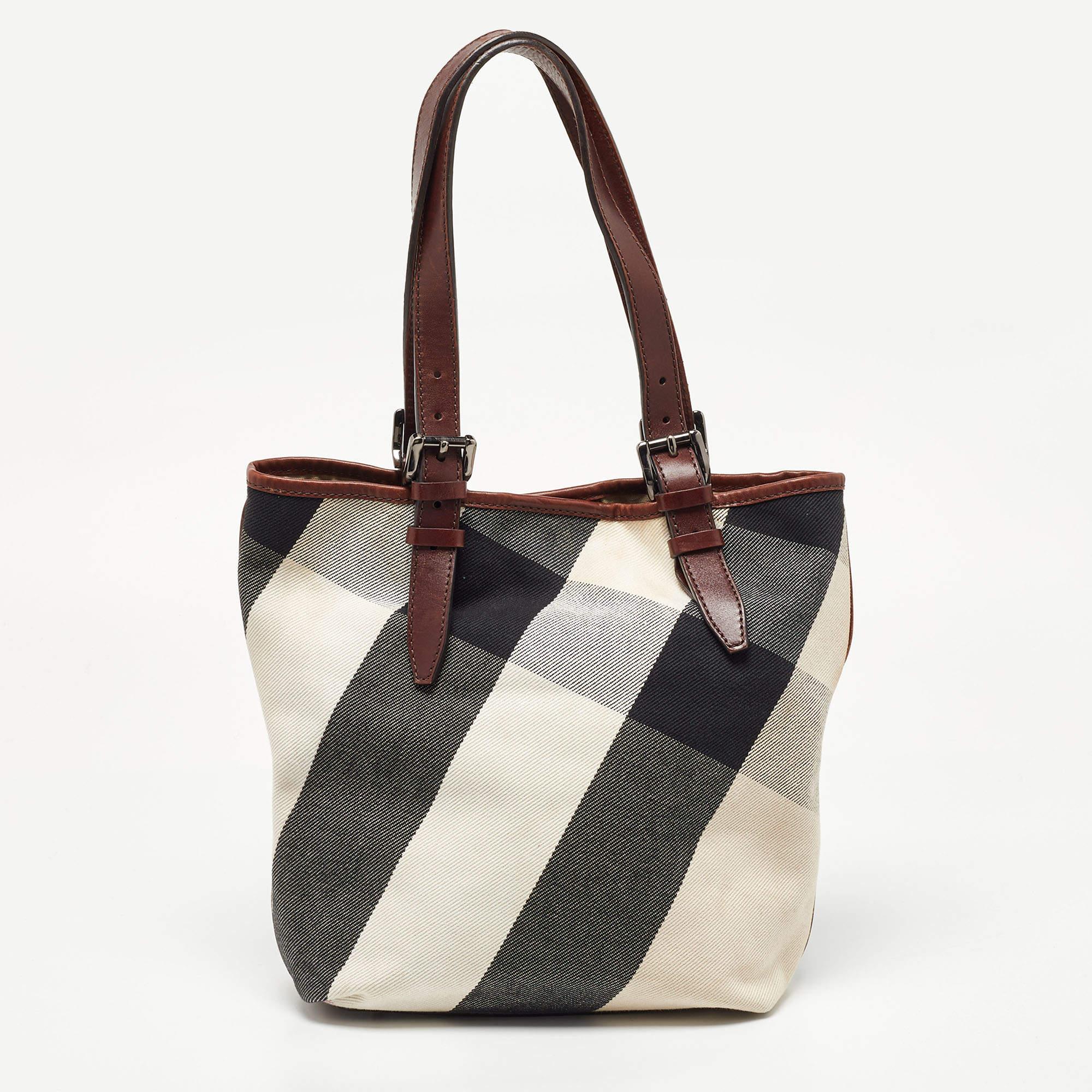 Burberry Multicolor Mega Check Canvas and Leather Tote For Sale 11