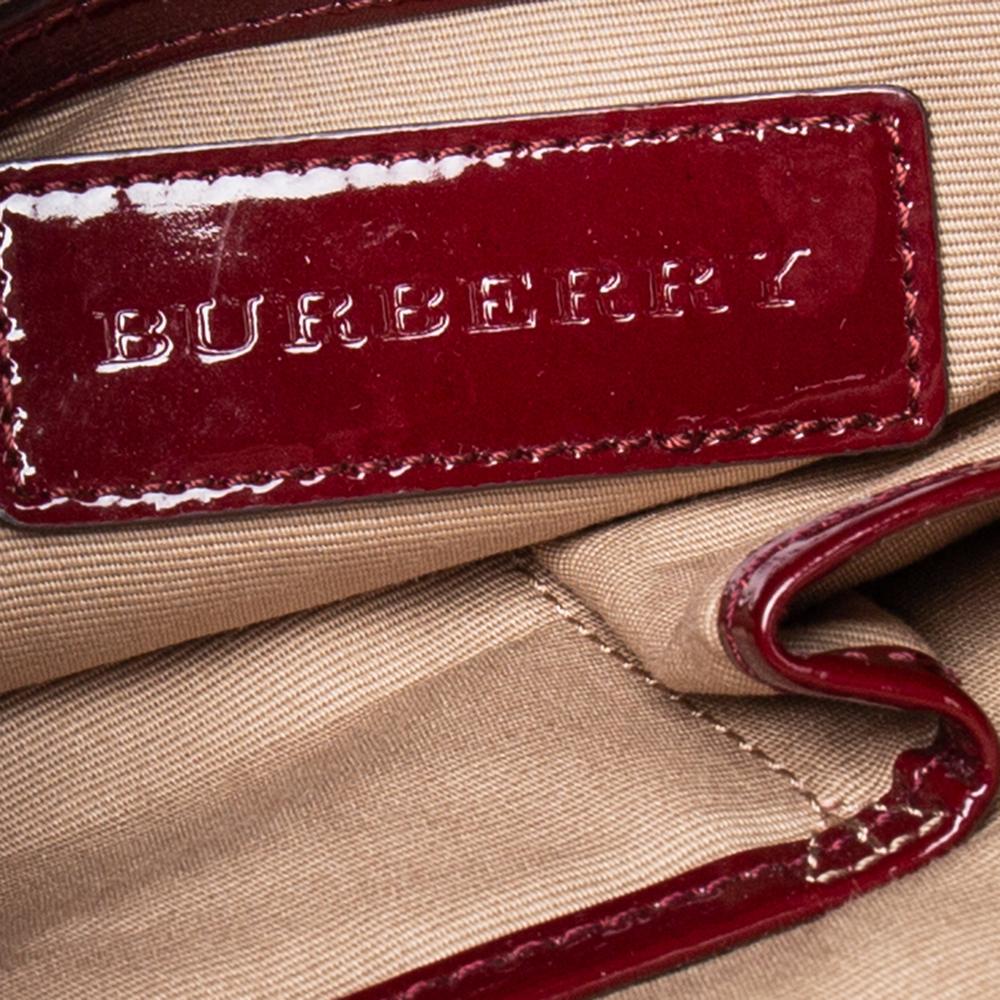 Burberry Multicolor Nova Check PVC and Patent Leather Dryden Crossbody Bag In Good Condition In Dubai, Al Qouz 2
