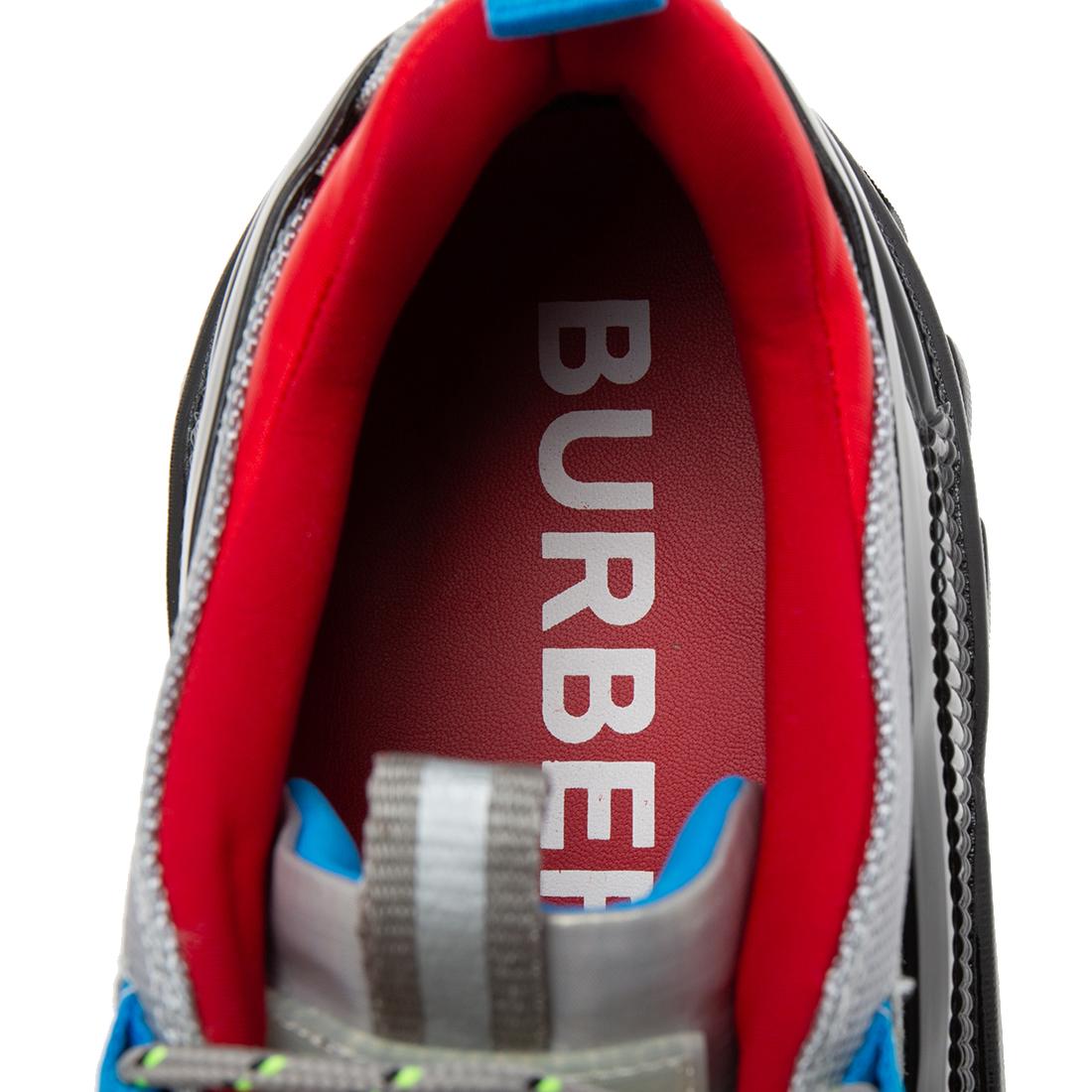 Burberry Multicolor Suede and Patent Rubber Arthur Low-Top Sneakers Size 44 In New Condition In Dubai, Al Qouz 2
