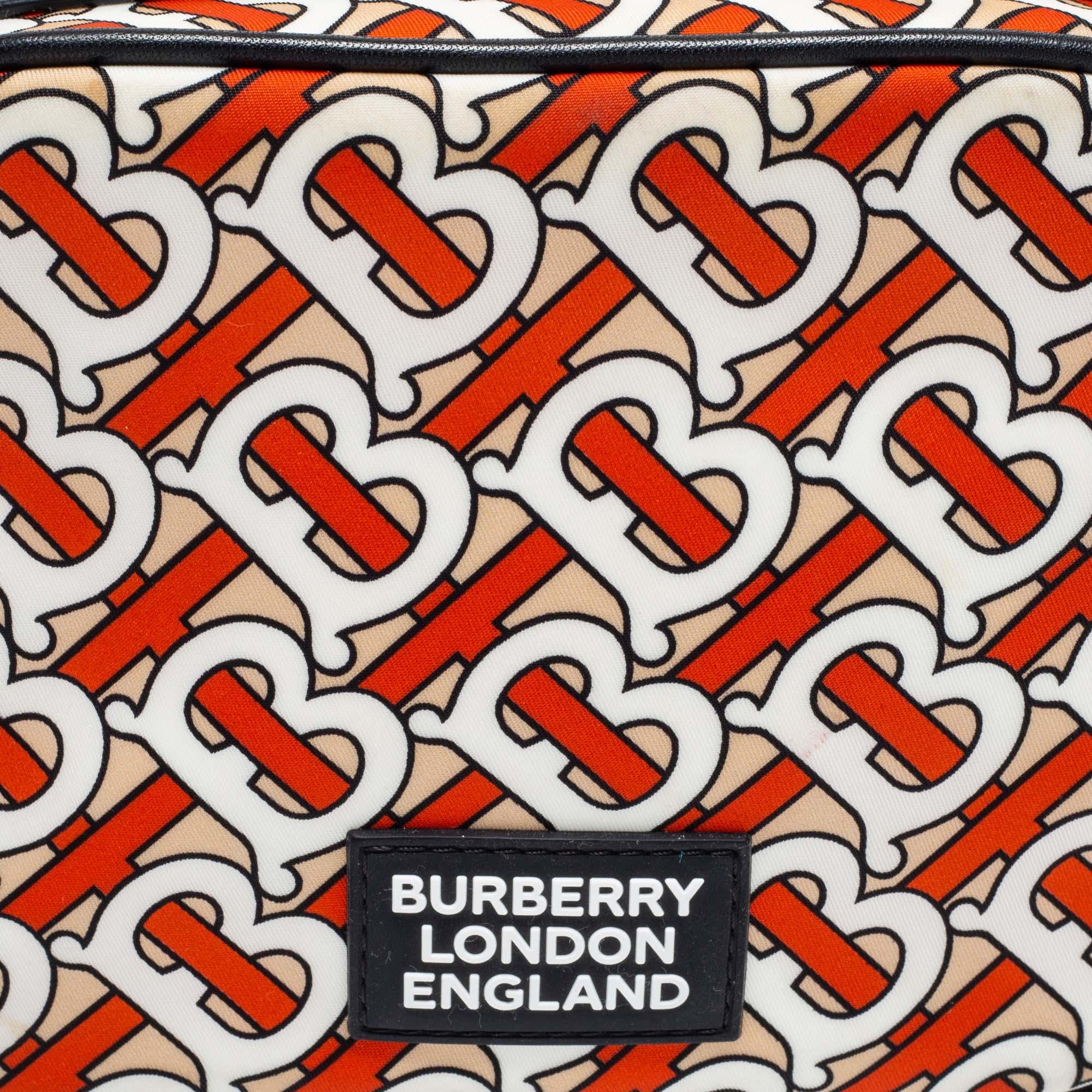 Burberry Multicolor TB-Print Nylon and Leather Camera Bag In Good Condition In Dubai, Al Qouz 2