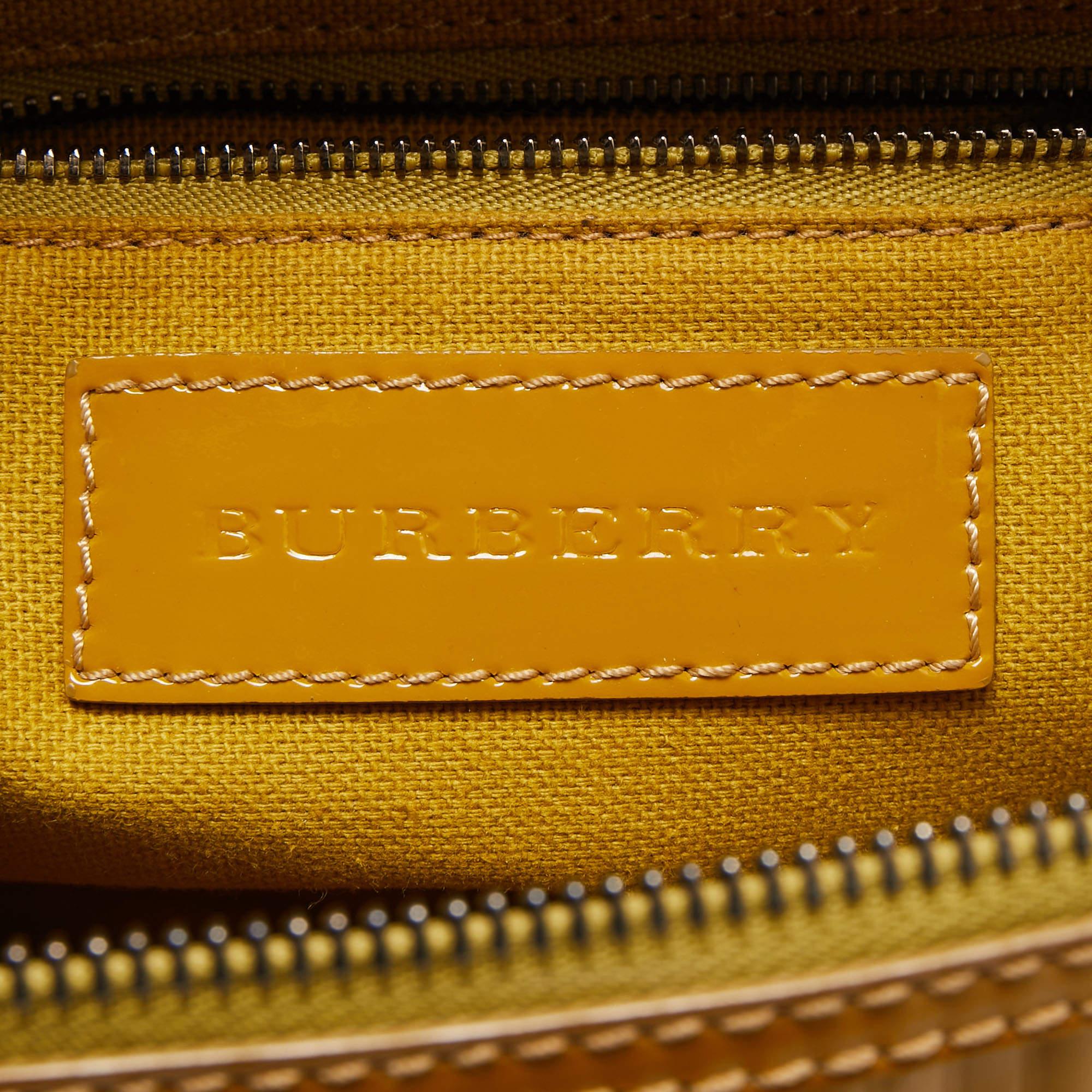 Burberry Mustard Patent Leather Top Zip Tote For Sale 7