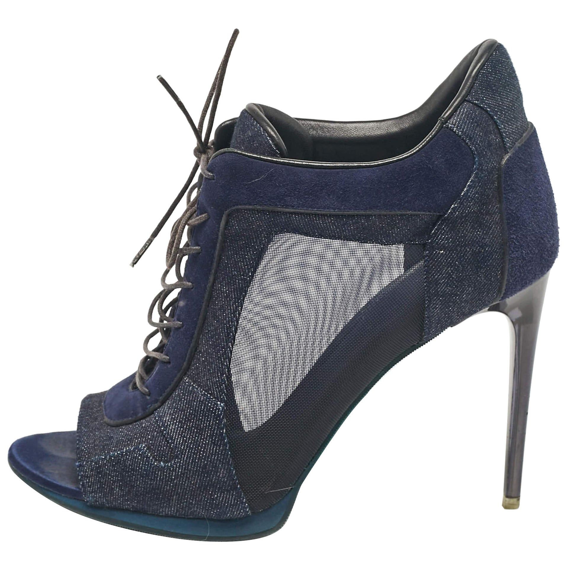 Burberry Navy Blue Denim and Suede Open Toe Booties Size 38 For Sale