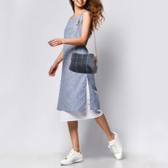 Burberry Borsa a tracolla con doppia zip in tela Coates blu navy e multicolore