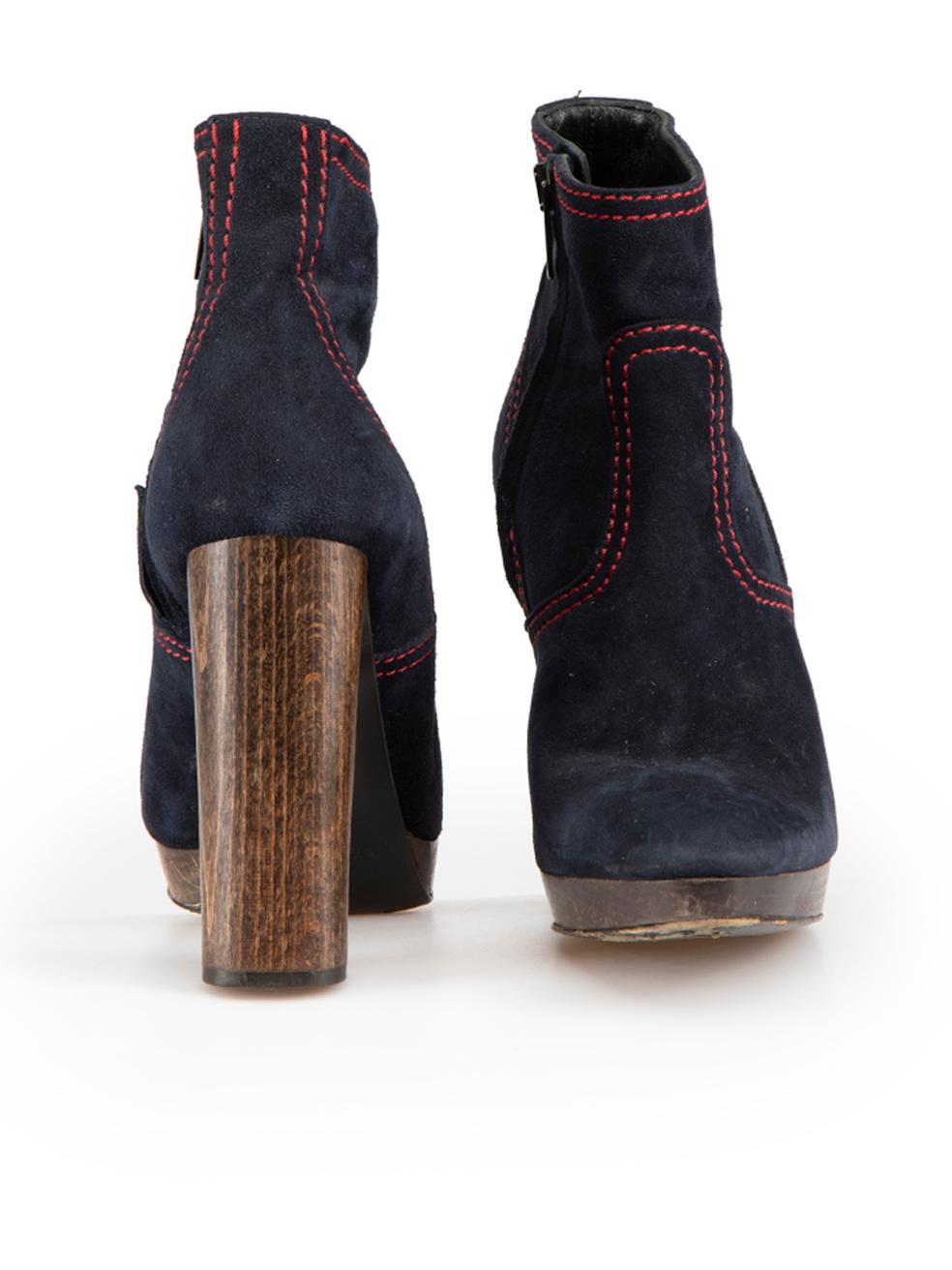 Burberry Navy Suede Contrast Stitch Ankle Boots Size IT 37 In Excellent Condition For Sale In London, GB