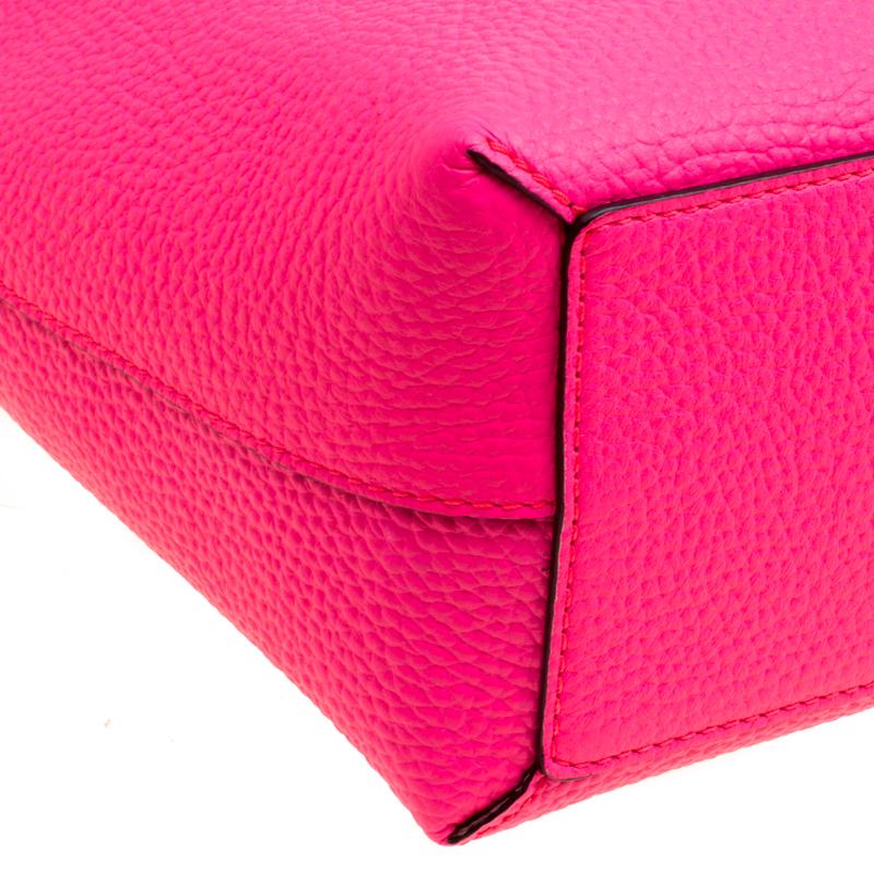 Women's Burberry Neon Pink Leather Remington Shopper Tote
