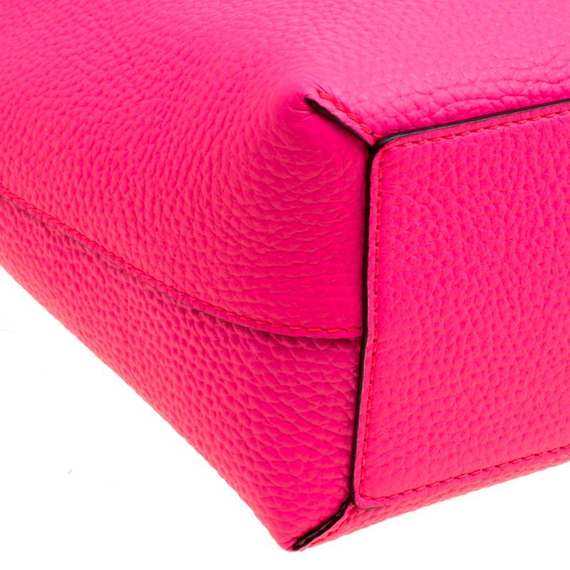 Women's Burberry Neon Pink Leather Remington Shopper Tote For Sale