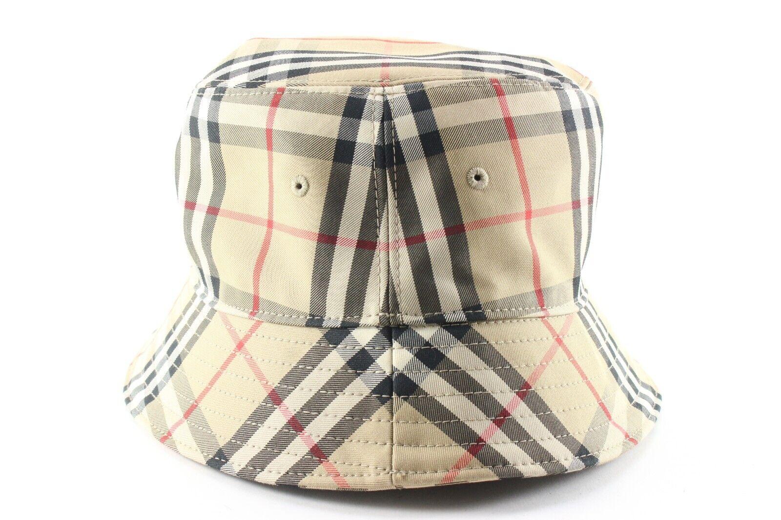 Burberry Nova Check Bucket Hat Fisherman 1BUR523K In Excellent Condition For Sale In Dix hills, NY