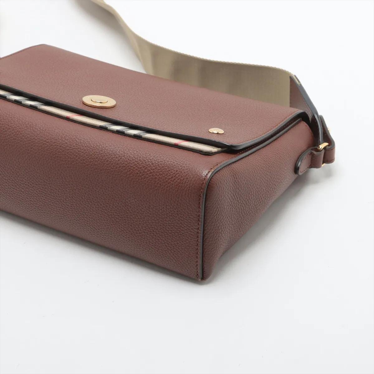 Burberry Nova Check Hampshire Shoulder Bag Brown Bon état - En vente à Indianapolis, IN