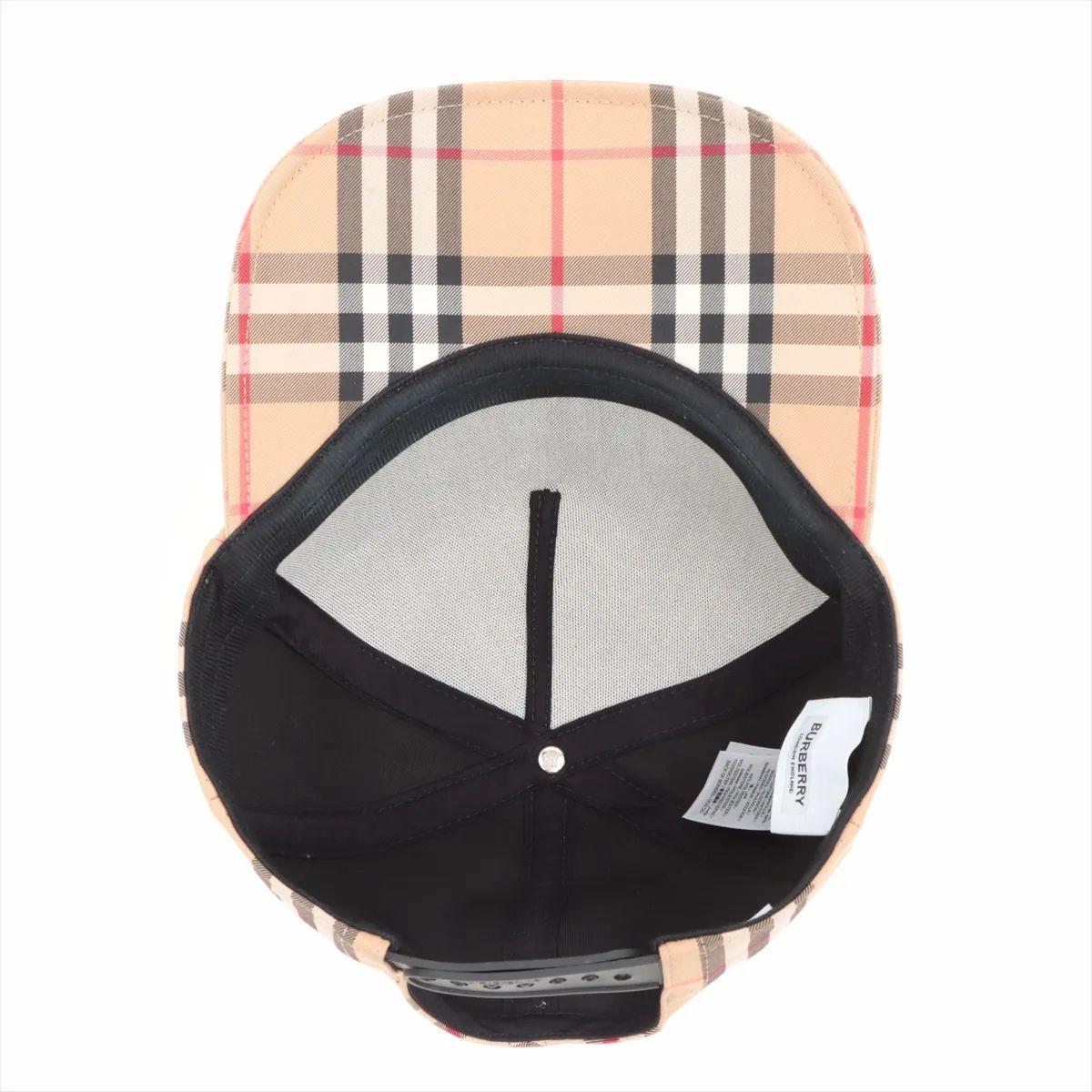 Burberry Nova Check Love Print Baumwollmütze Beige im Angebot 1