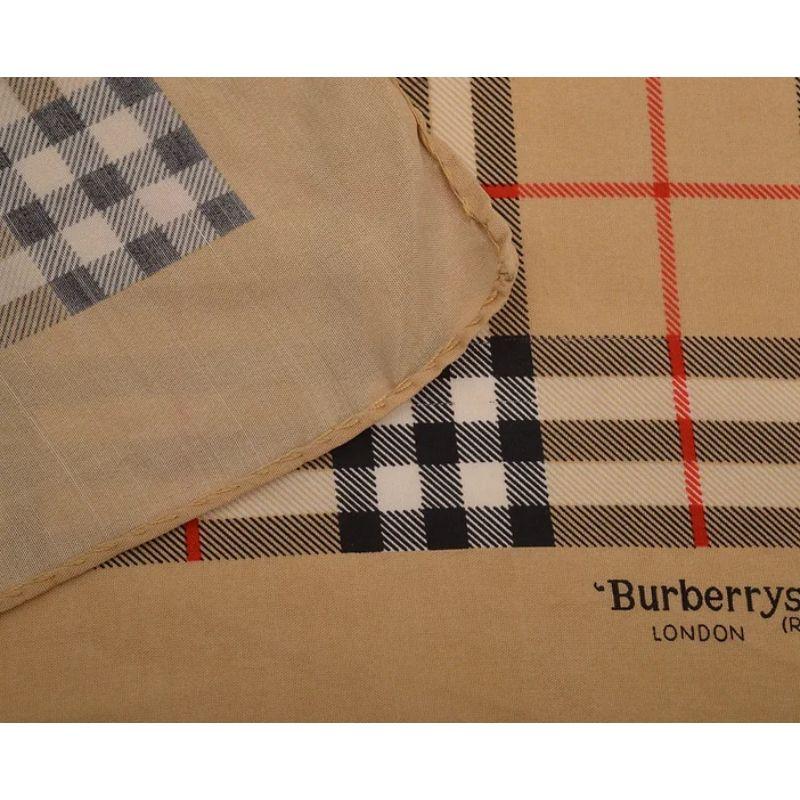 Burberry Nova Check Silk Pocket Square Hankerchief In Good Condition For Sale In Sheffield, GB