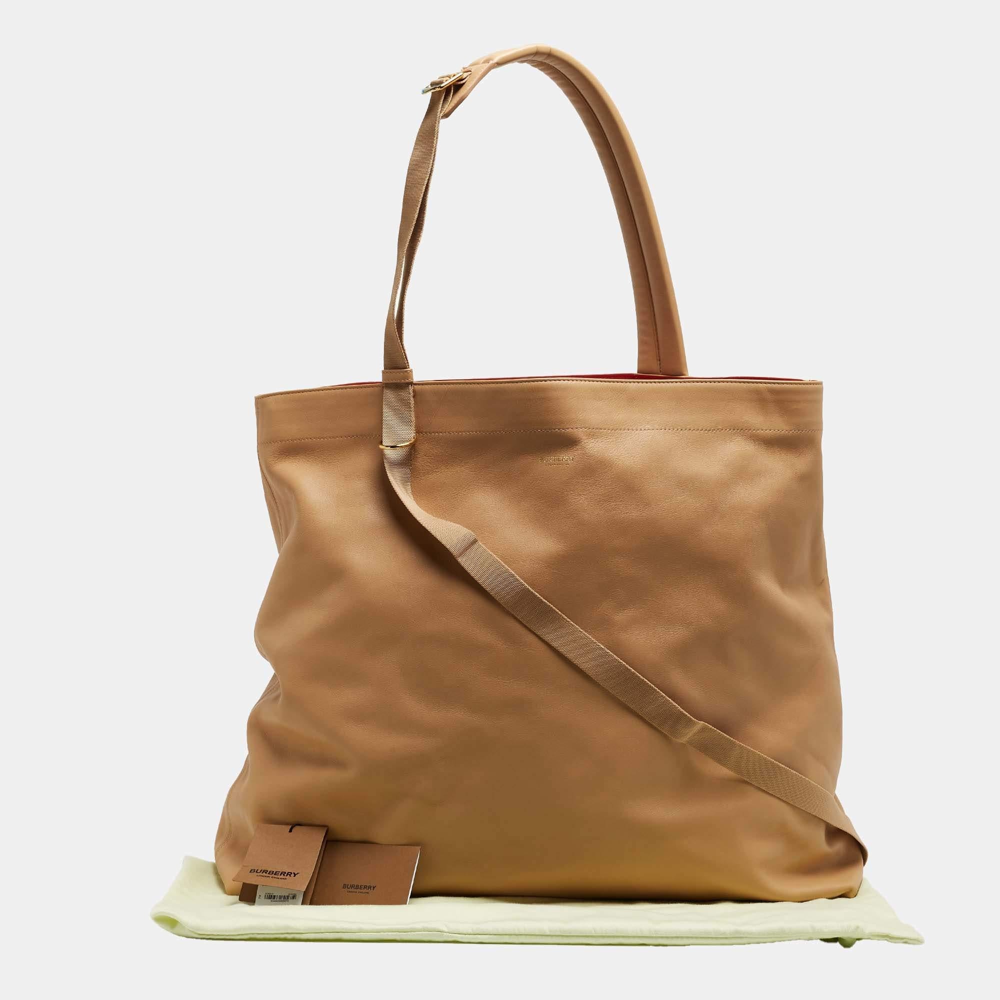Burberry Nude Beige Leather Large Astra Tote For Sale 8