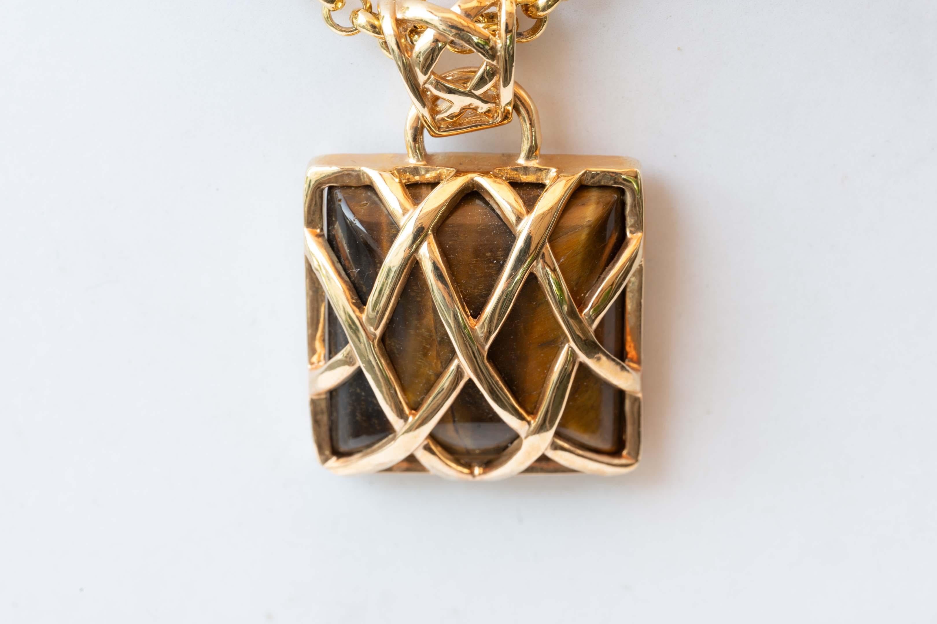 Burberry of London Tiger Eye Stone Chain Pendant In Good Condition For Sale In Montreal, QC