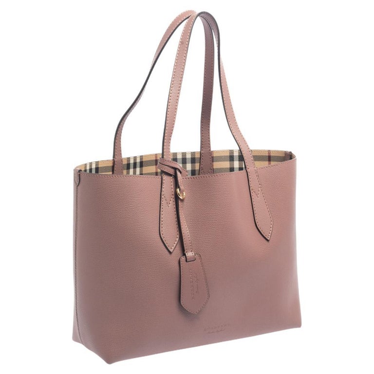 Burberry Lavenby Tote: How To Tell A Fake Bag (2023)