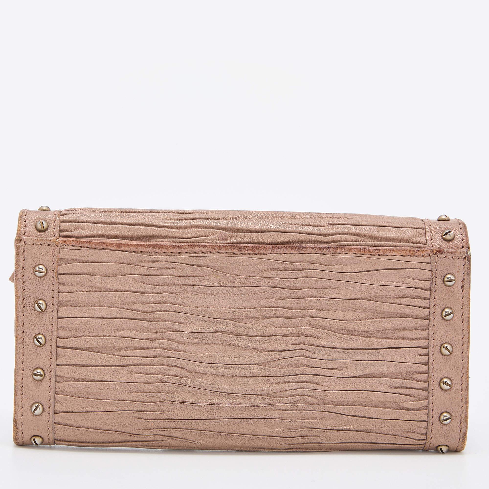 Burberry Old Rose Pleated Leather Flap Continental Wallet For Sale 1