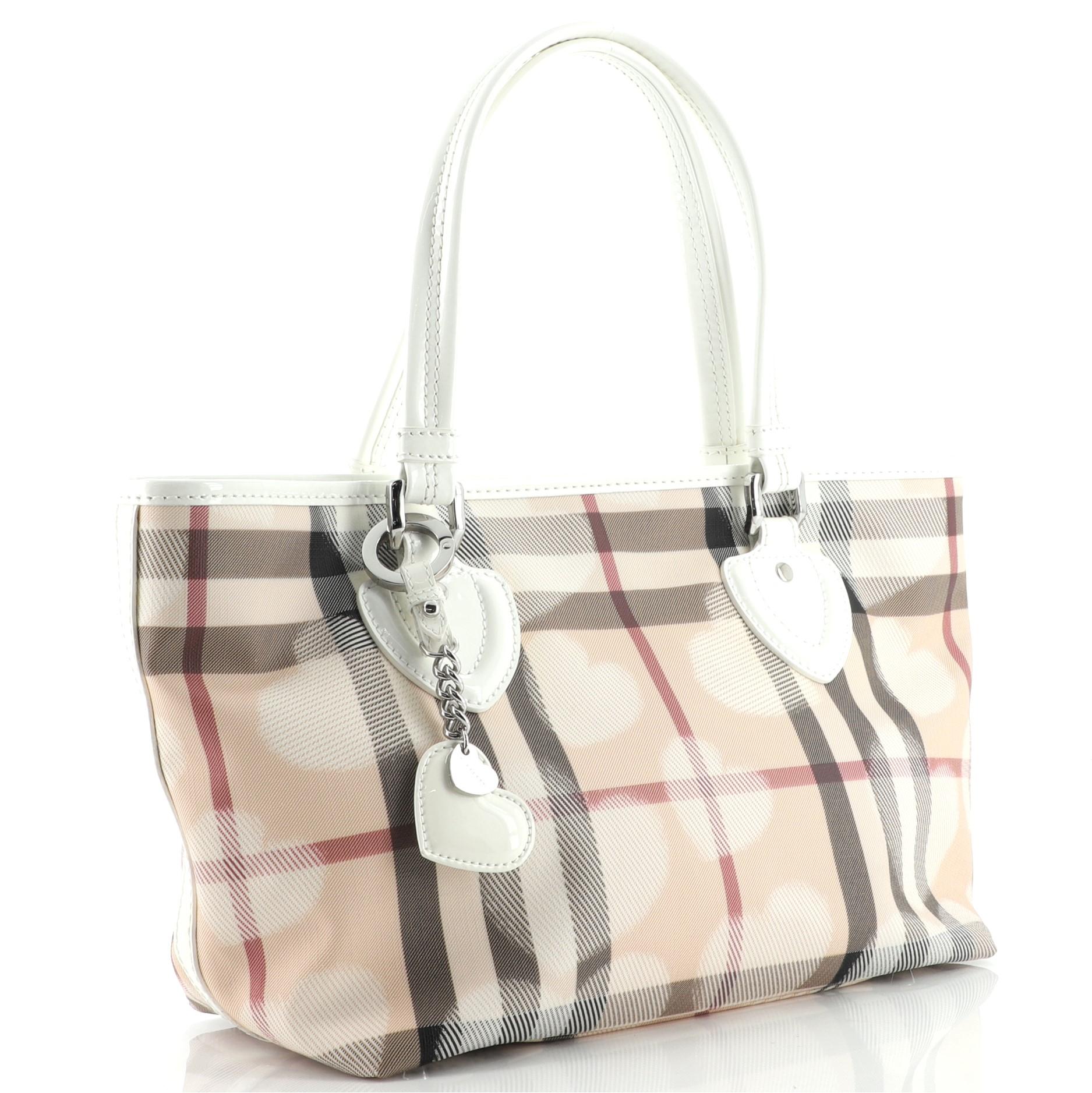 Burberry Nova Karierte offene Tragetasche aus beschichtetem Segeltuch (Beige)