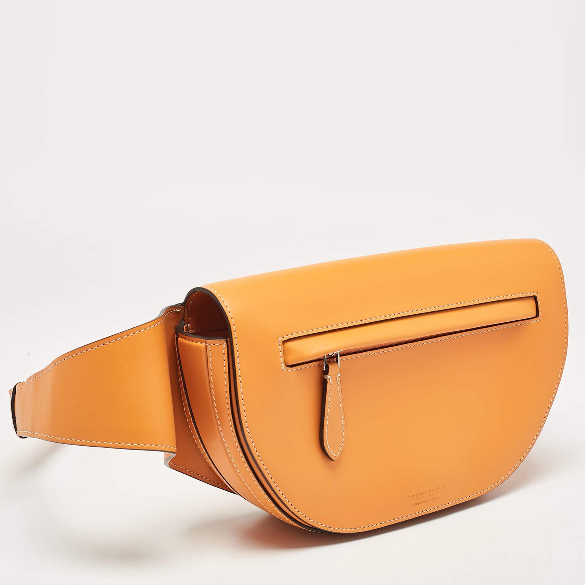 Burberry Orange Leather Small Olympia Bumbag In New Condition For Sale In Dubai, Al Qouz 2