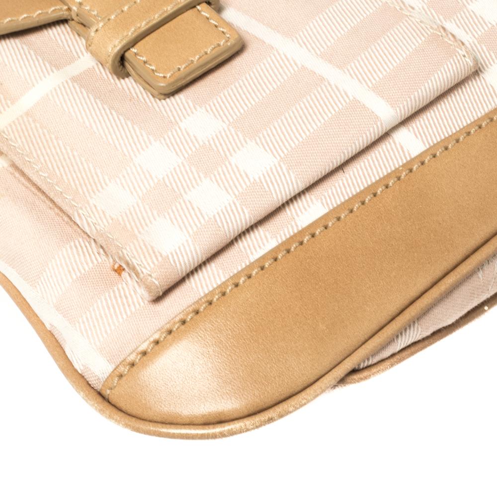 Burberry Pre-Owned Vintage Check shoulder bag - Pink