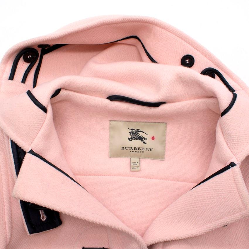 Burberry Rosa Duffle Coat mit Kapuze und Kapuze - Größe US 2 im Angebot 2