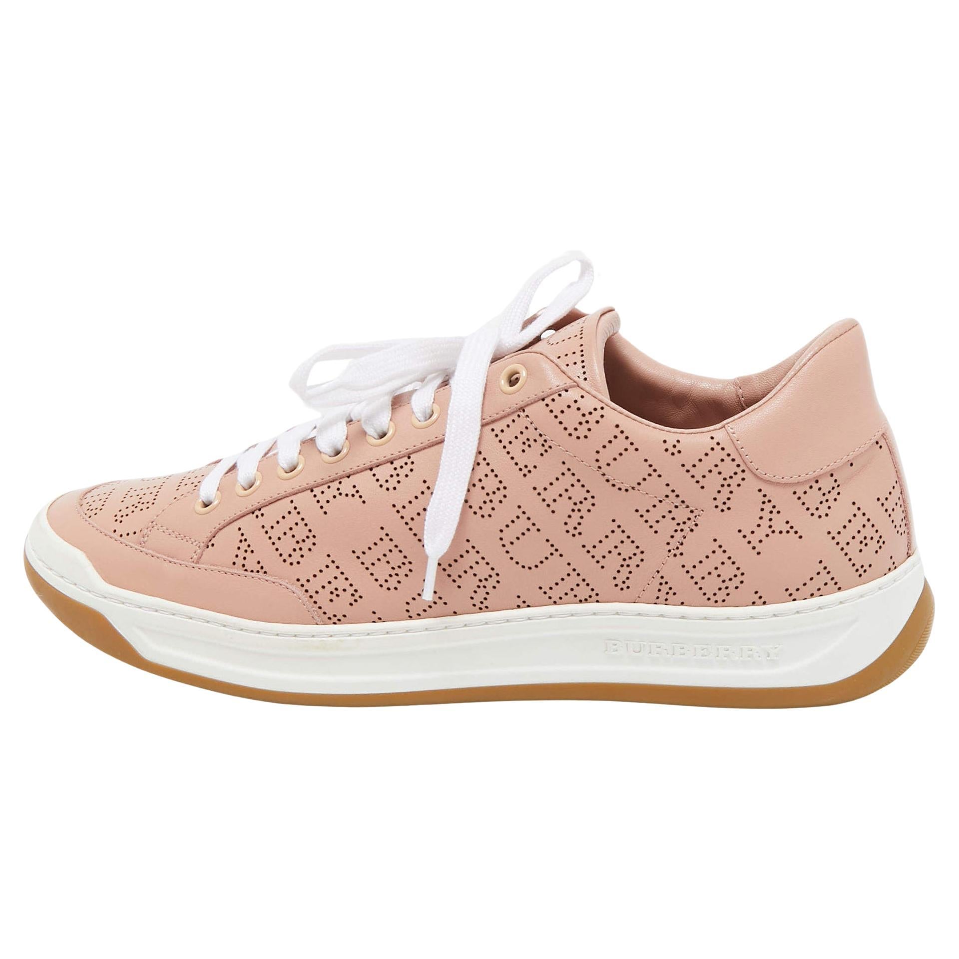 Burberry Pink Leather Westford Low Top Sneakers Size 41 For Sale