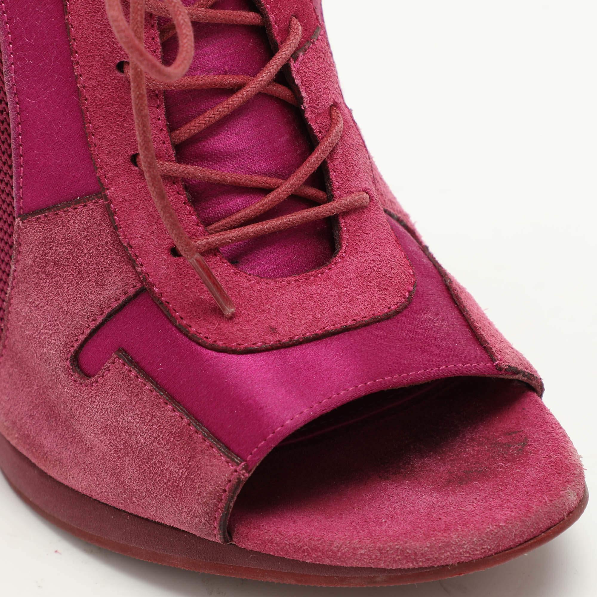 Burberry Pink Mesh and Satin Peep Toe Lace Up Booties Size 39 For Sale 2