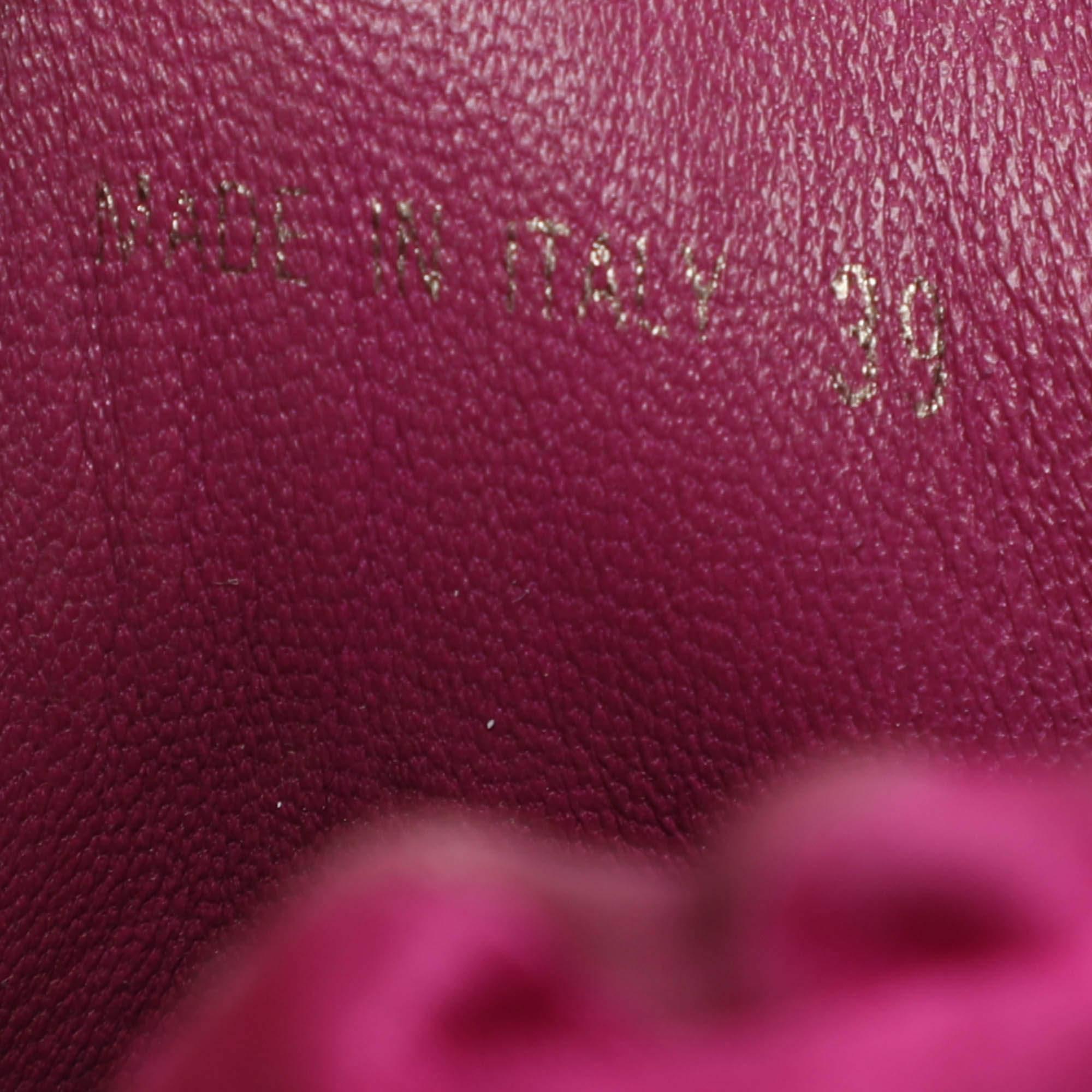 Burberry Pink Mesh and Satin Peep Toe Lace Up Booties Size 39 For Sale 3